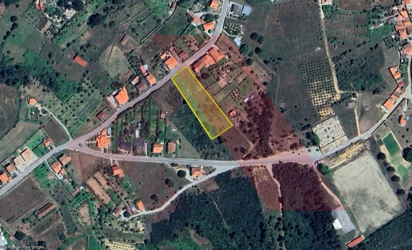 Terreno para Venda em Lagos da Beira e Lajeosa Foto 9