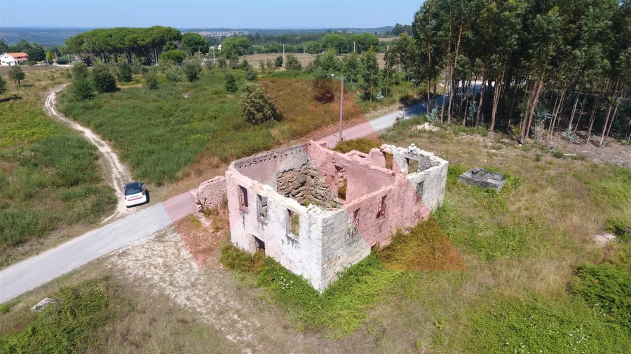 Quinta T0 para Venda em Midões Foto 6