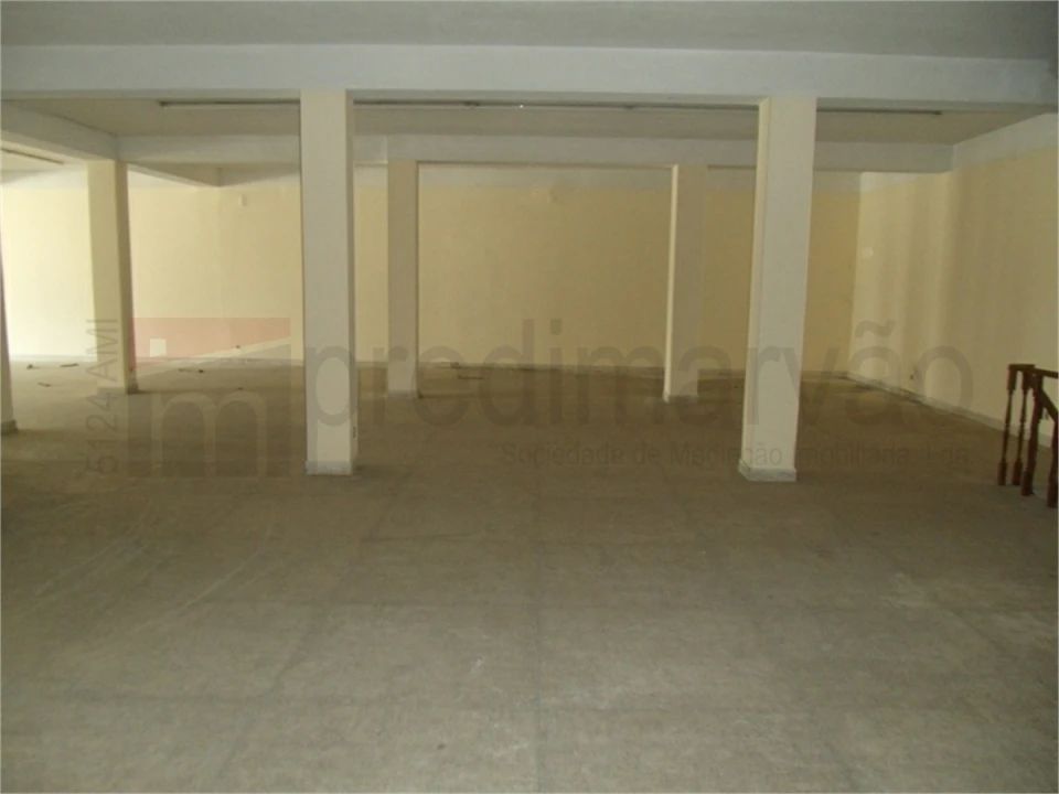 Loja para Venda em Gouveia (São Pedro e São Julião) Foto 6