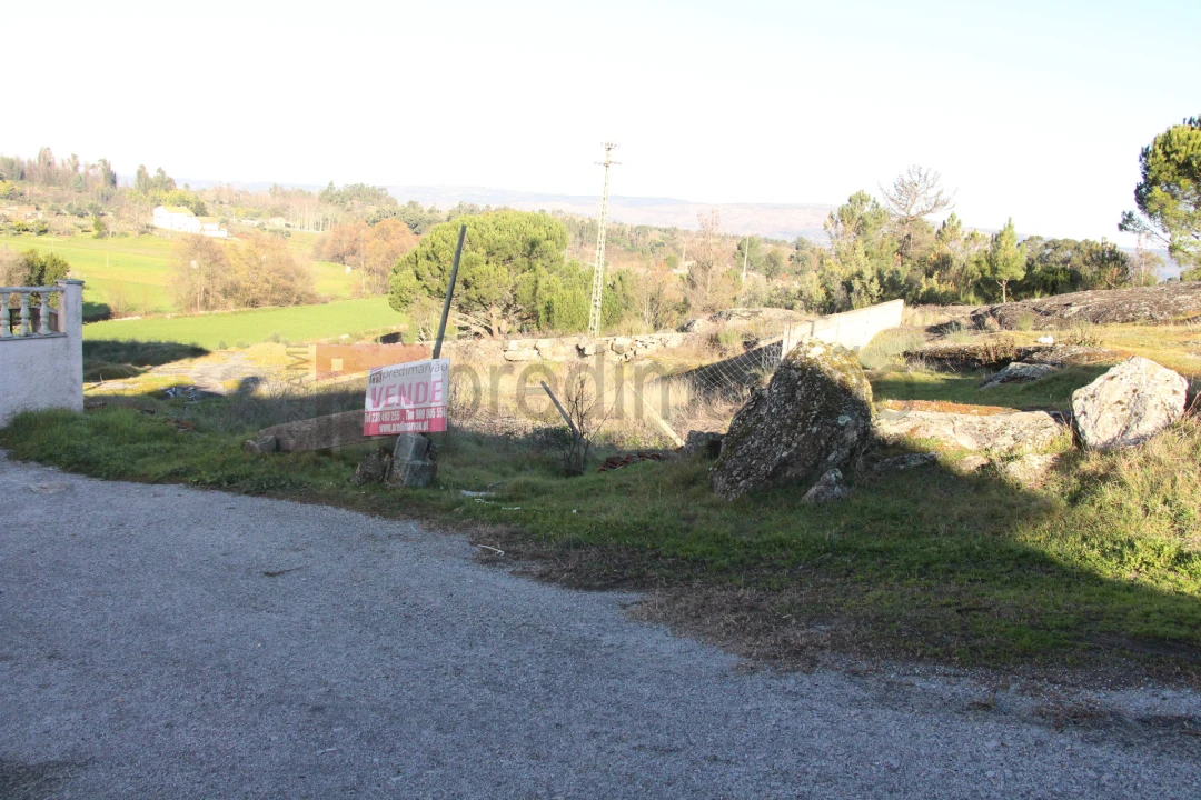 Terreno para Venda em Nespereira Foto 1
