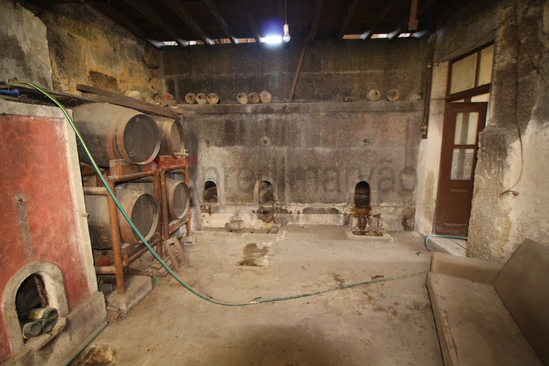 Moradia T6 para Venda em Cativelos Foto 8