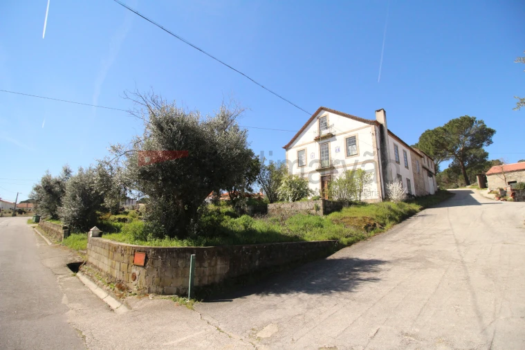 Moradia T6 para Venda em Cativelos Foto 3