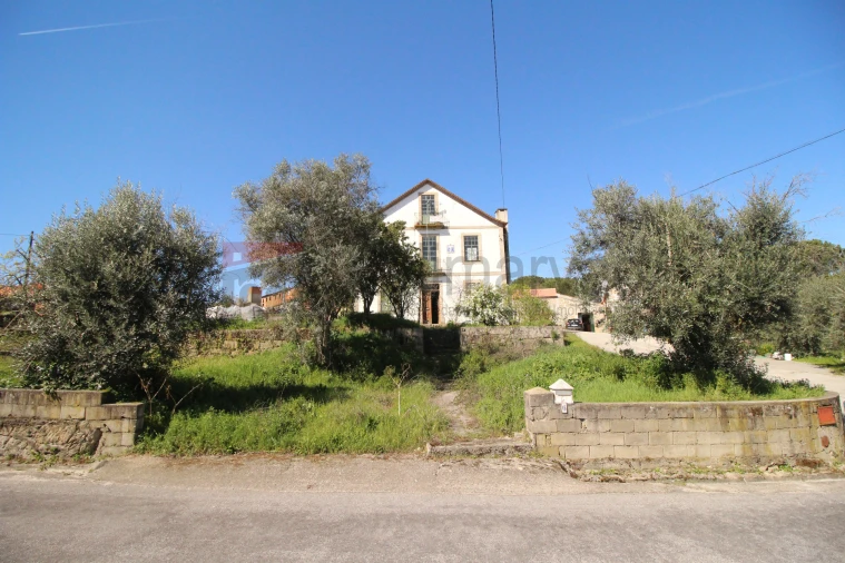 Moradia T6 para Venda em Cativelos Foto 4