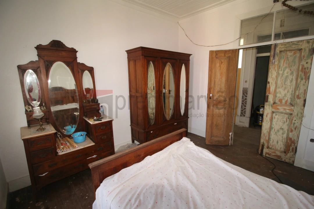 Moradia T6 para Venda em Cativelos Foto 6