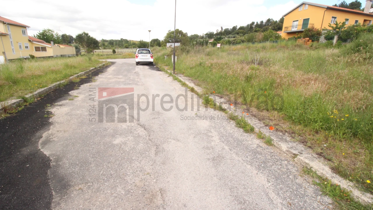 Terreno para Venda em Santa Comba Foto 5