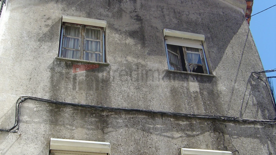 Moradia T2 para Venda em Melo e Nabais Foto 3