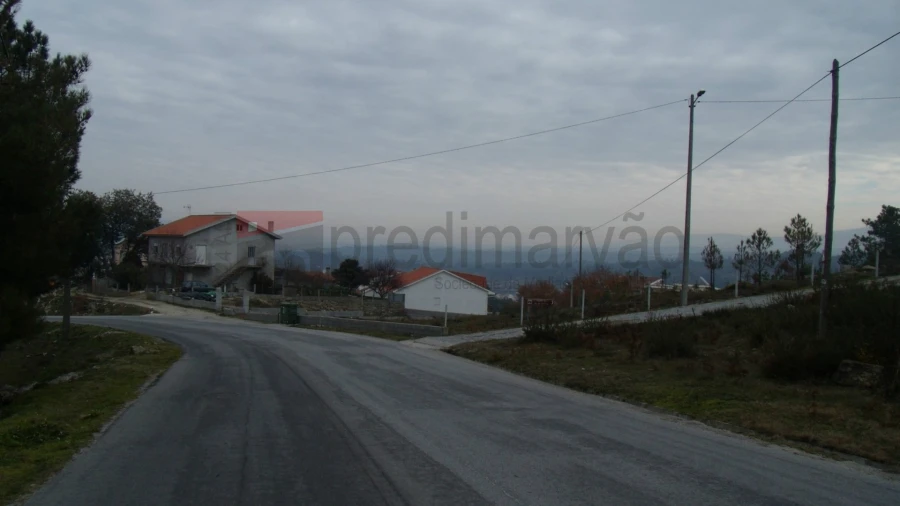 Terreno para Venda em Arcozelo Foto 5