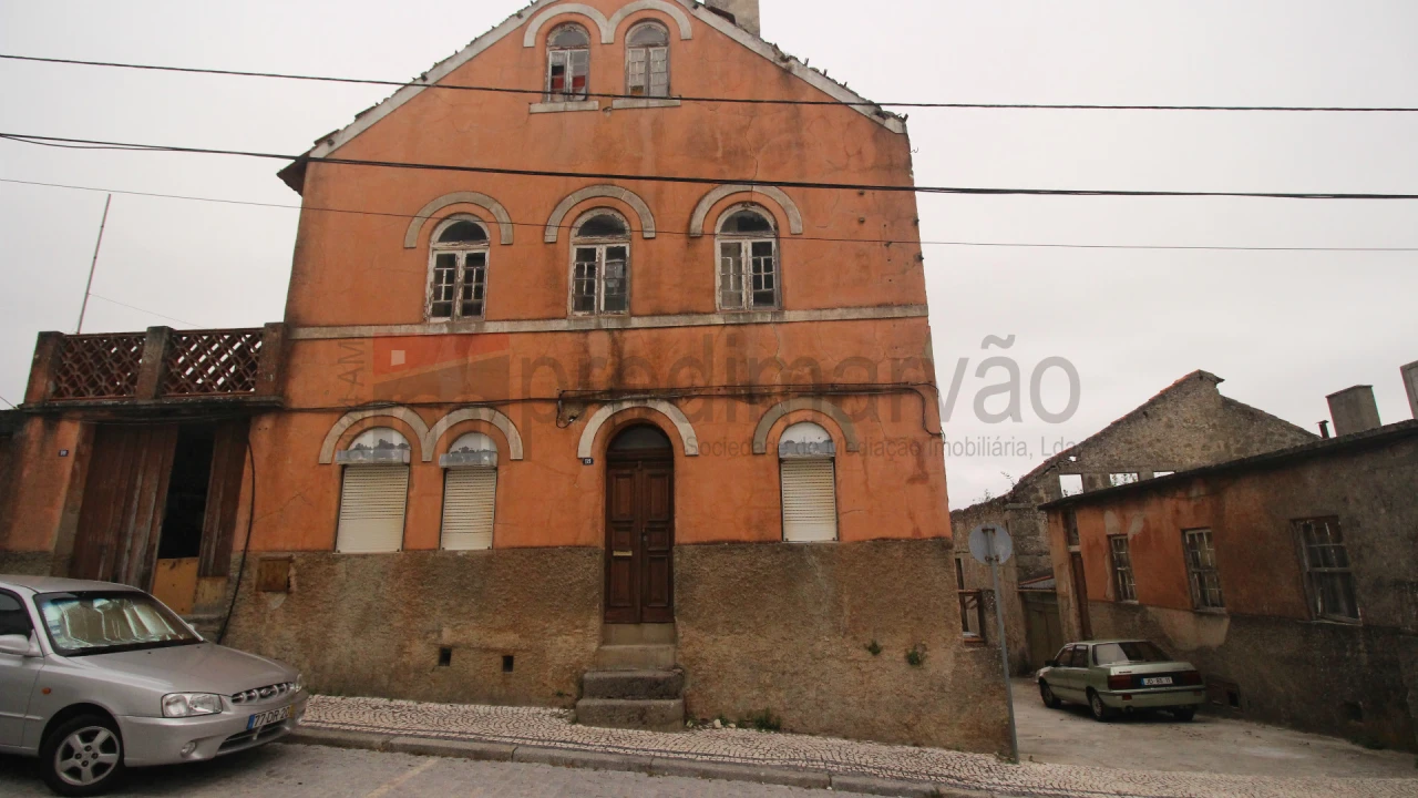Prédio para Venda em Gouveia (São Pedro e São Julião) Foto 4