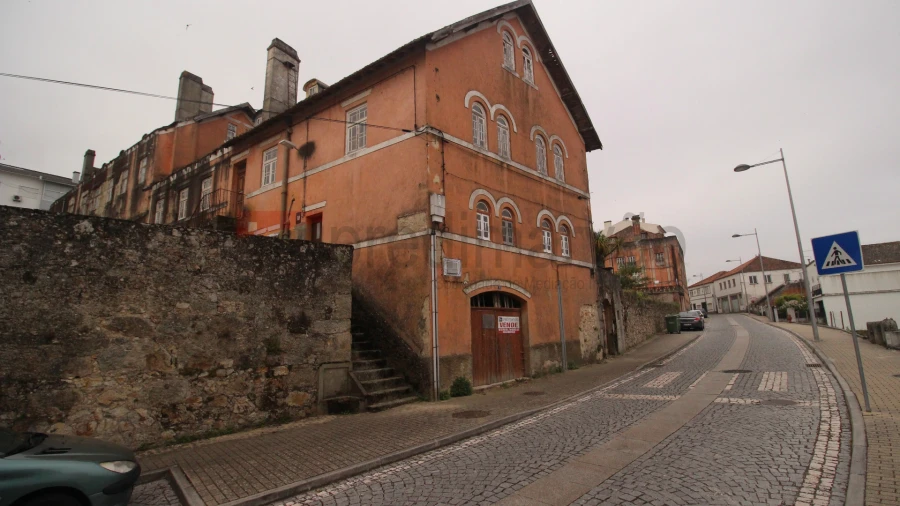 Prédio para Venda em Gouveia (São Pedro e São Julião) Foto 11