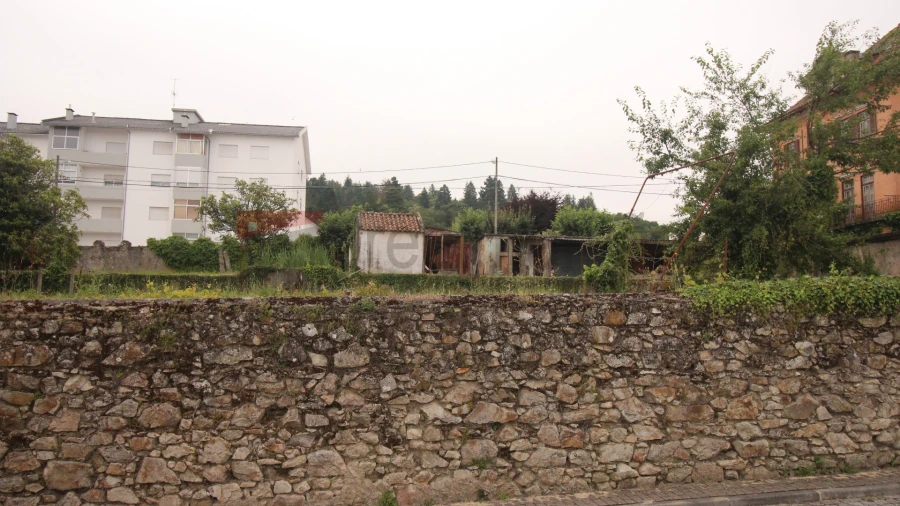 Prédio para Venda em Gouveia (São Pedro e São Julião) Foto 14
