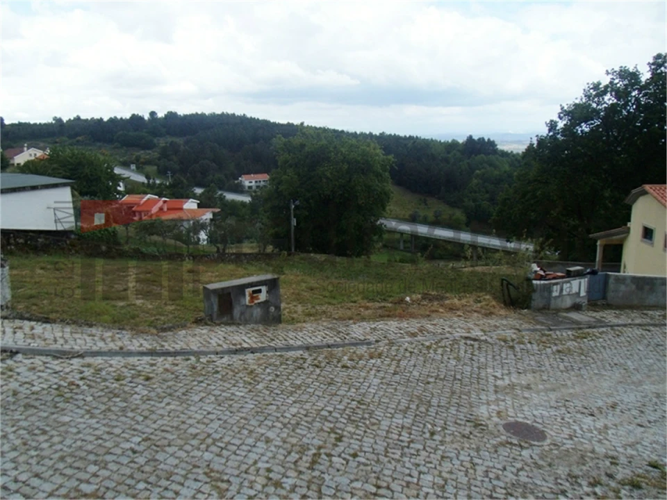 Terreno para Venda em Aldeias e Mangualde da Serra Foto 4