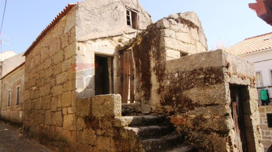 Moradia T2 para Venda em Nespereira Foto 4