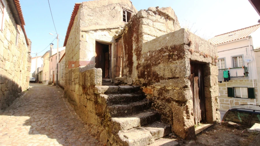 Moradia T2 para Venda em Nespereira