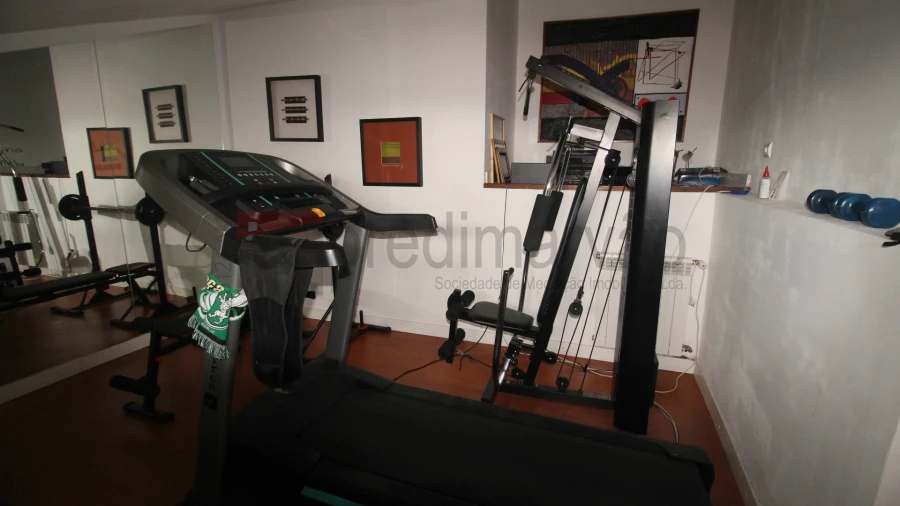 Moradia T5 para Venda em Gouveia (São Pedro e São Julião) Foto 10