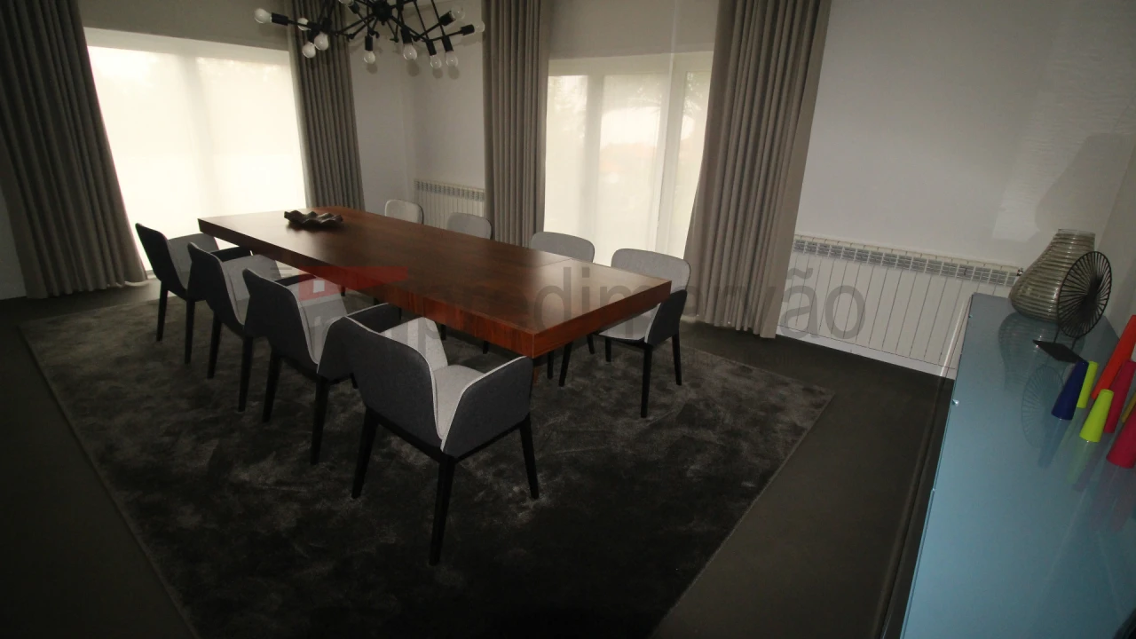 Moradia T5 para Venda em Gouveia (São Pedro e São Julião) Foto 3