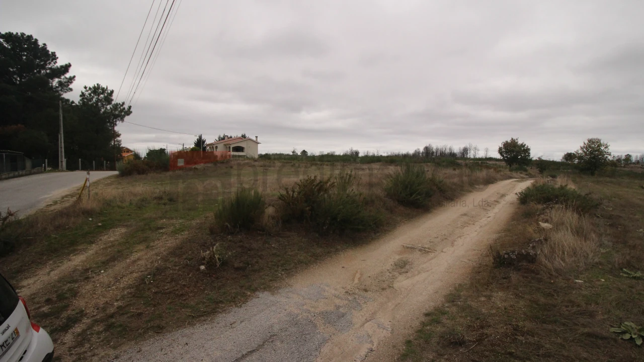 Terreno para Venda em Aldeias e Mangualde da Serra Foto 4