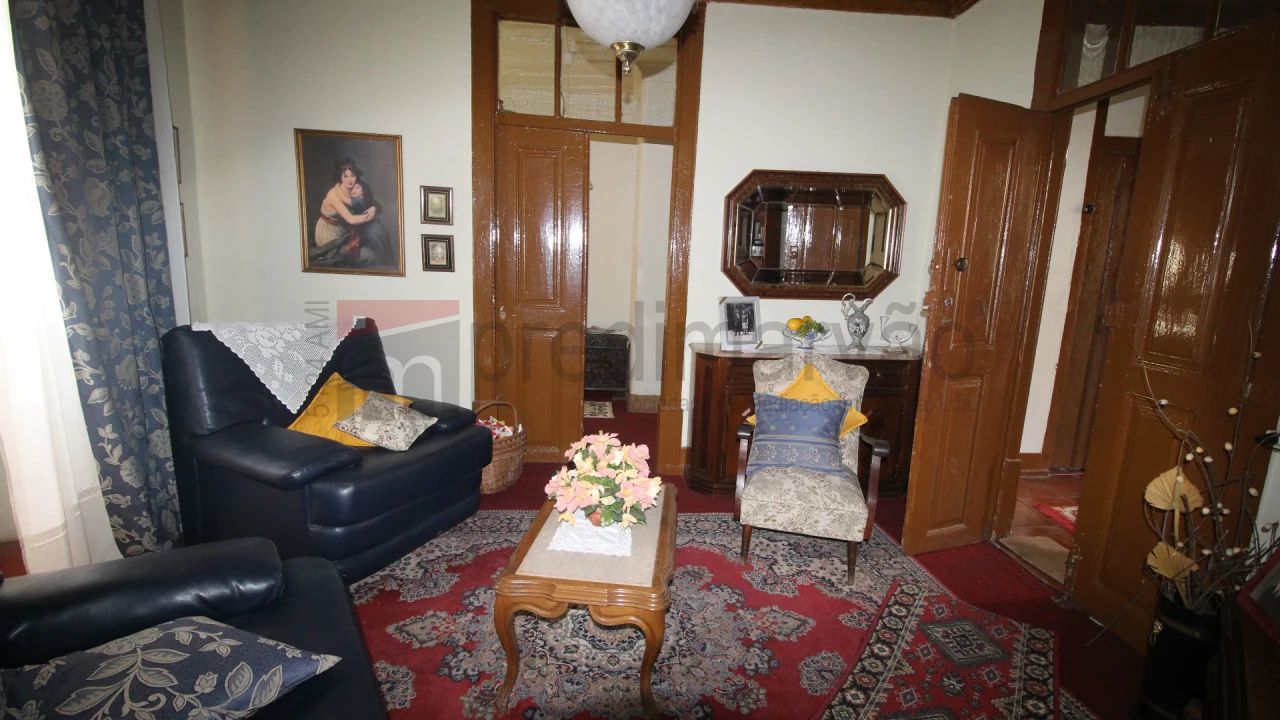 Moradia T4 para Venda em Gouveia (São Pedro e São Julião) Foto 5