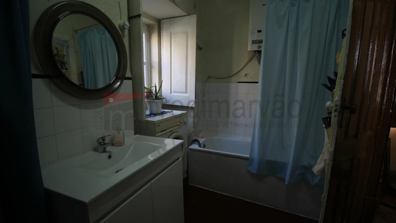 Moradia T4 para Venda em Gouveia (São Pedro e São Julião) Foto 3