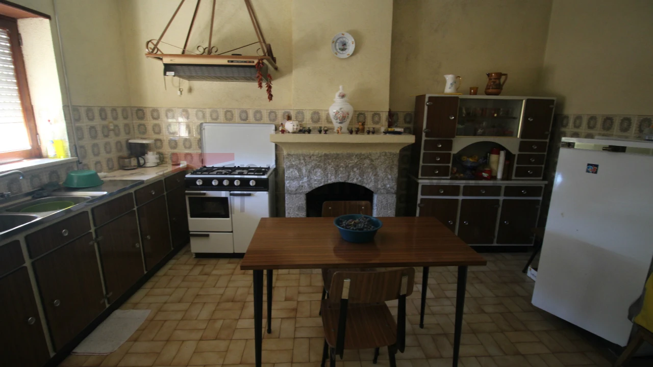 Quinta T3 para Venda em Gouveia (São Pedro e São Julião) Foto 2