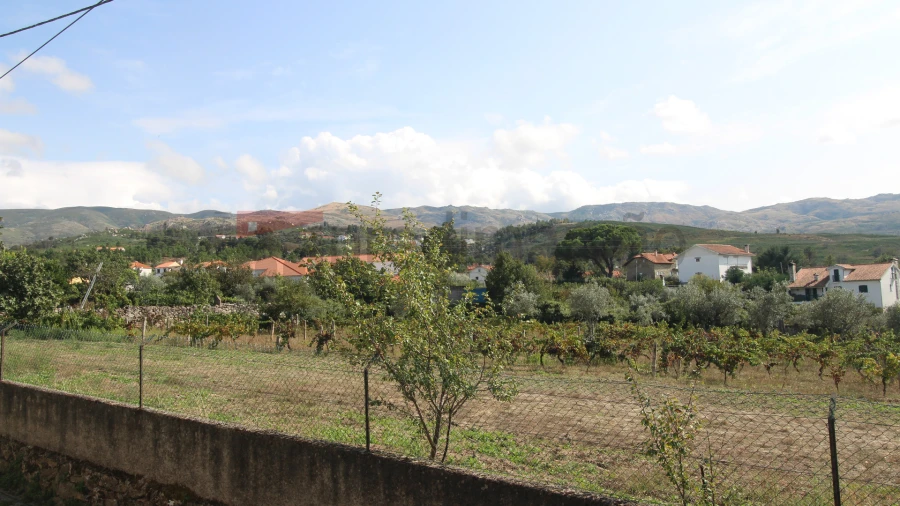 Moradia T2 para Venda em Moimenta da Serra e Vinhó Foto 7