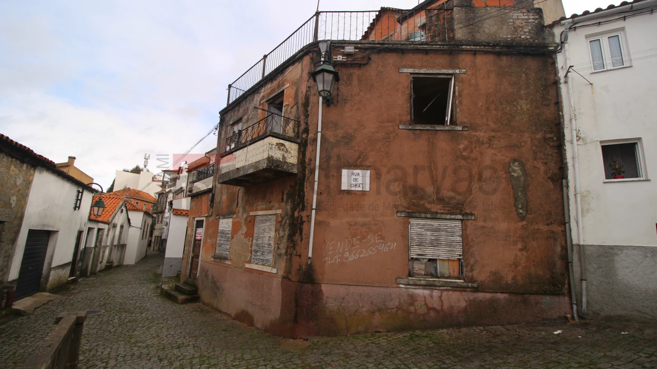 Moradia T5 para Venda em Gouveia (São Pedro e São Julião) Foto 4