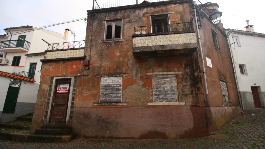 Moradia T5 para Venda em Gouveia (São Pedro e São Julião) Foto 5