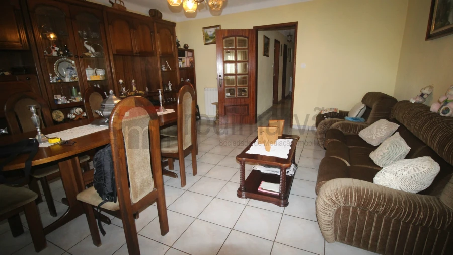 Moradia T6 para Venda em Rio Torto e Lagarinhos Foto 5