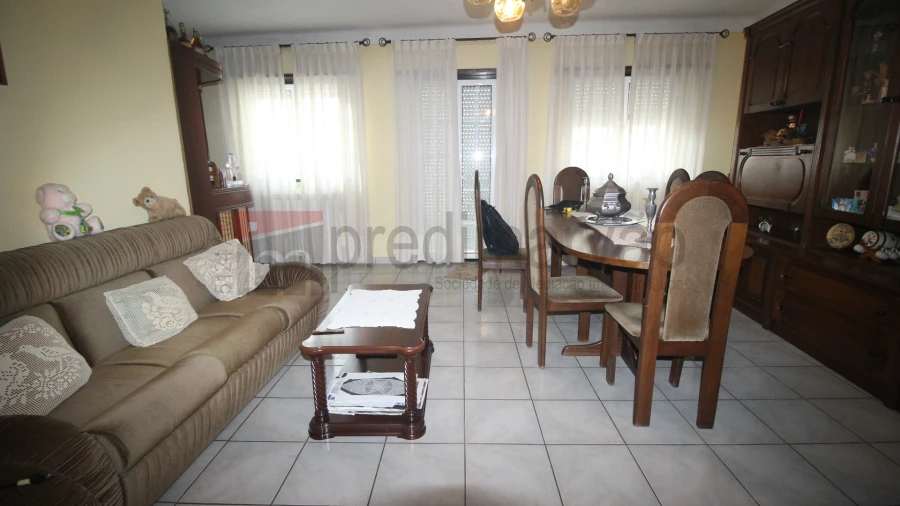 Moradia T6 para Venda em Rio Torto e Lagarinhos Foto 4