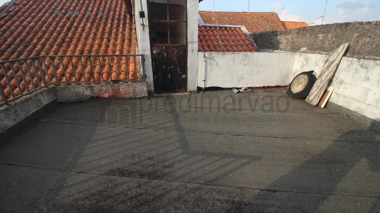 Moradia T6 para Venda em Rio Torto e Lagarinhos Foto 11