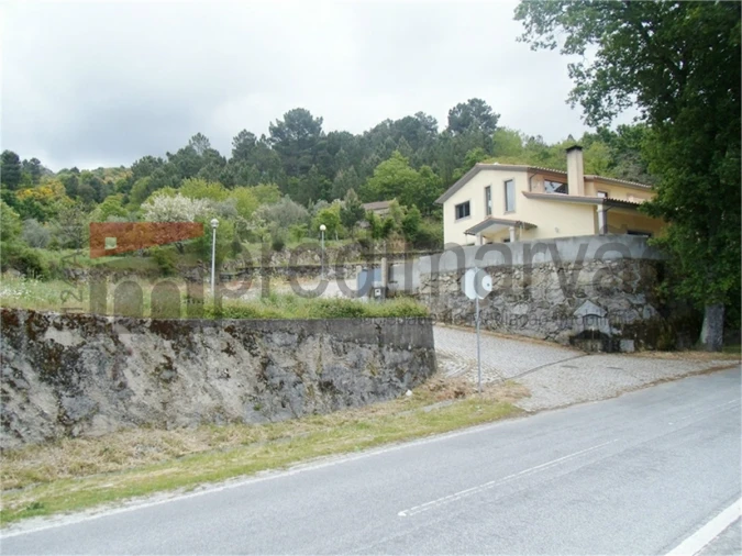 Terreno para Venda em Gouveia (São Pedro e São Julião) Foto 3