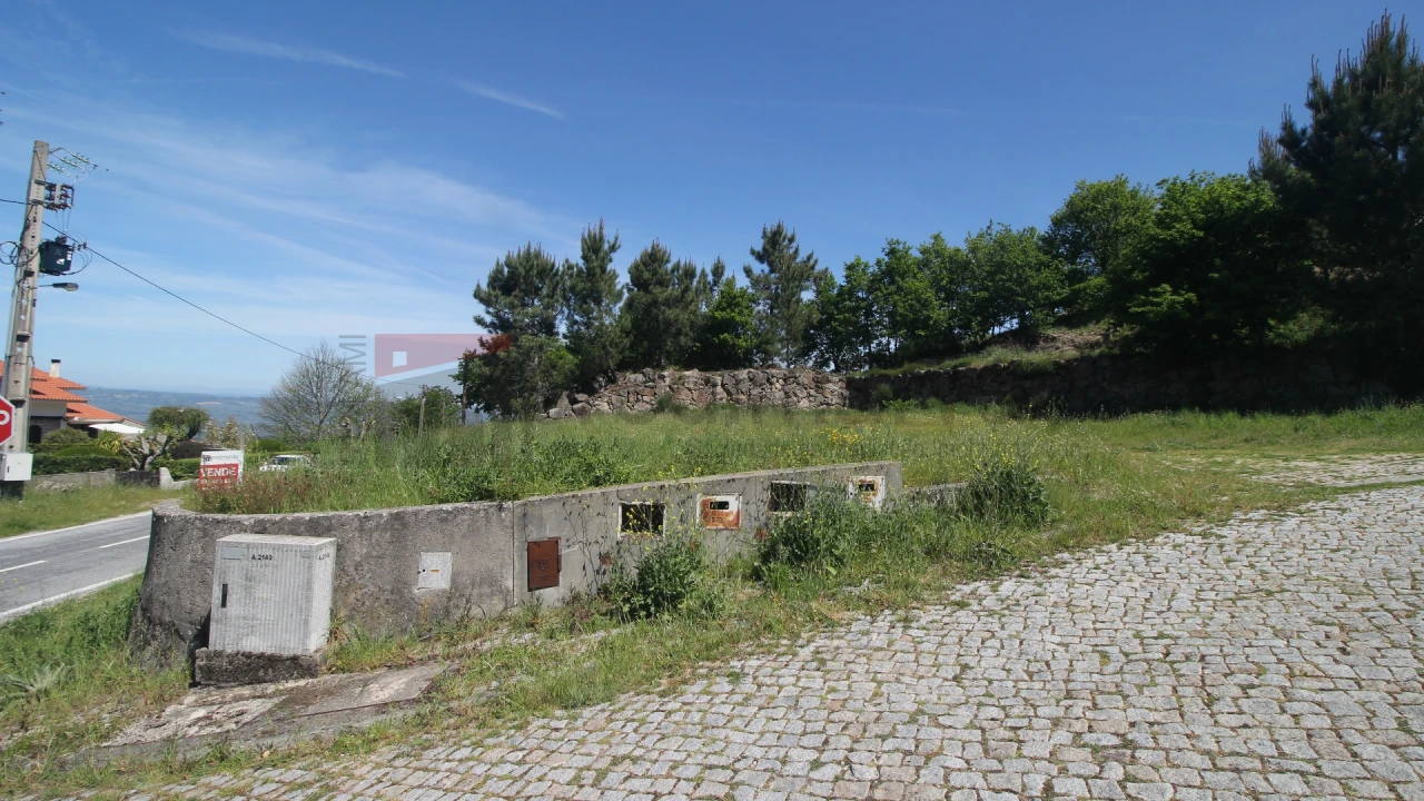 Terreno para Venda em Gouveia (São Pedro e São Julião) Foto 6