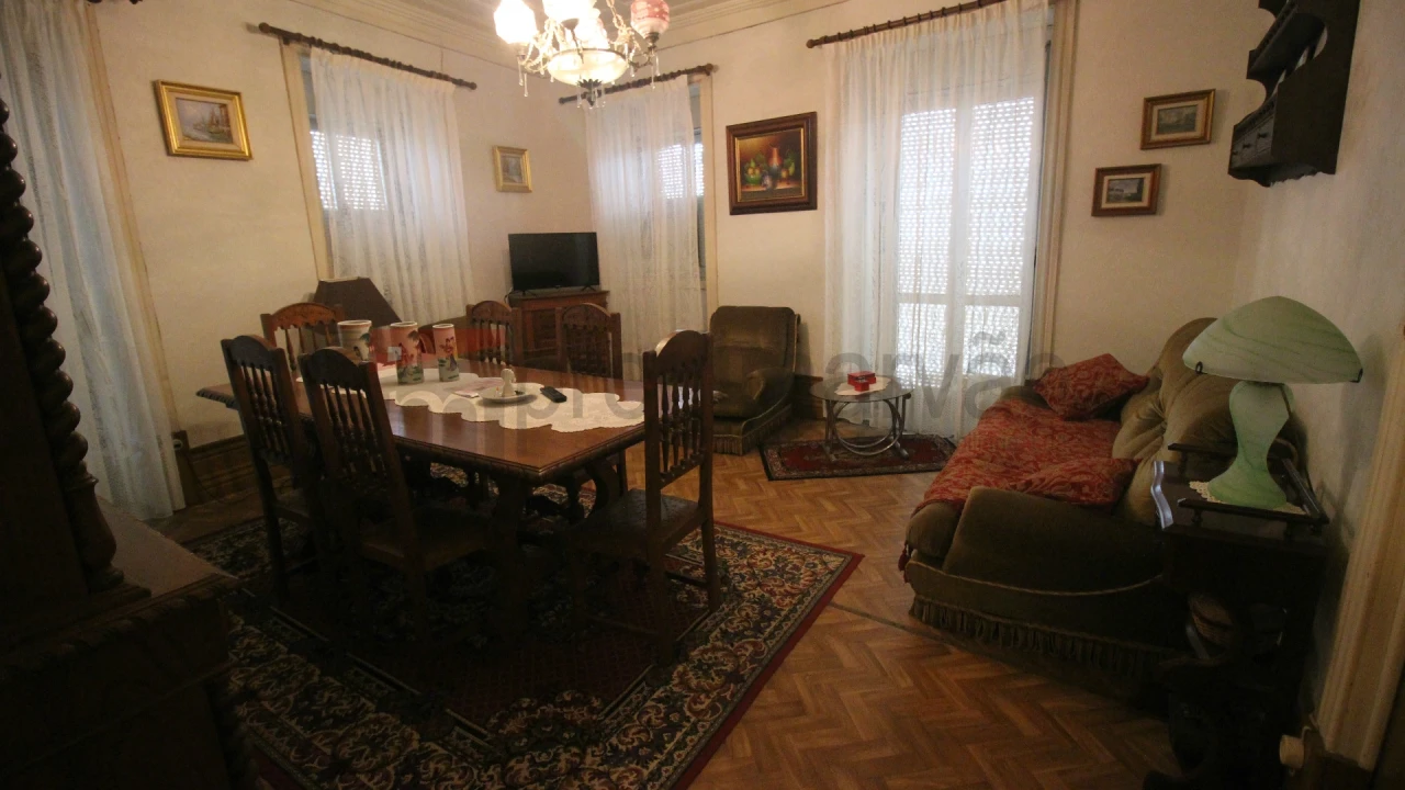 Moradia T4 para Venda em Ribamondego Foto 8