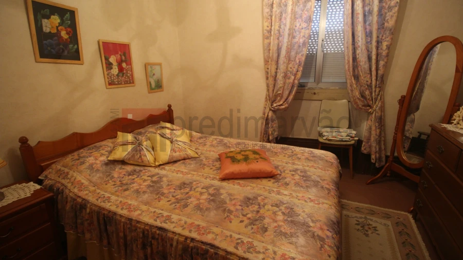 Moradia T4 para Venda em Ribamondego Foto 7