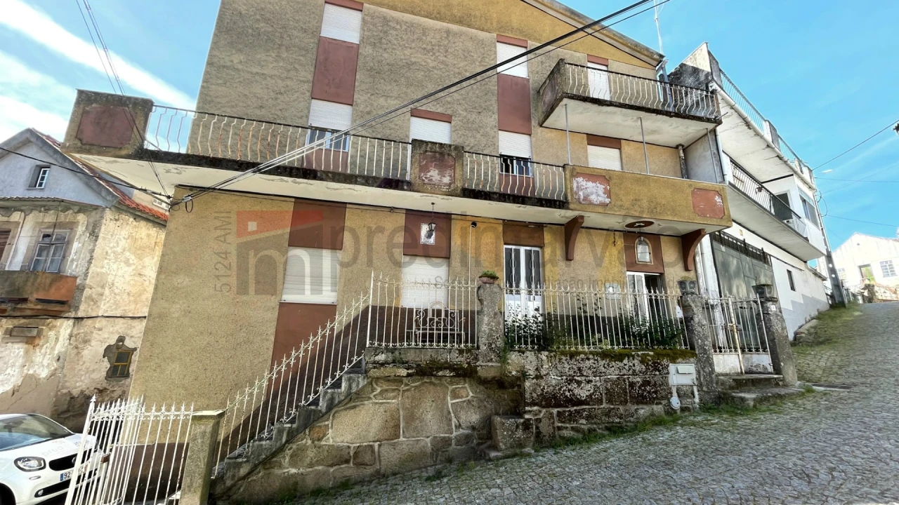 Moradia T4 para Venda em Ribamondego Foto 2