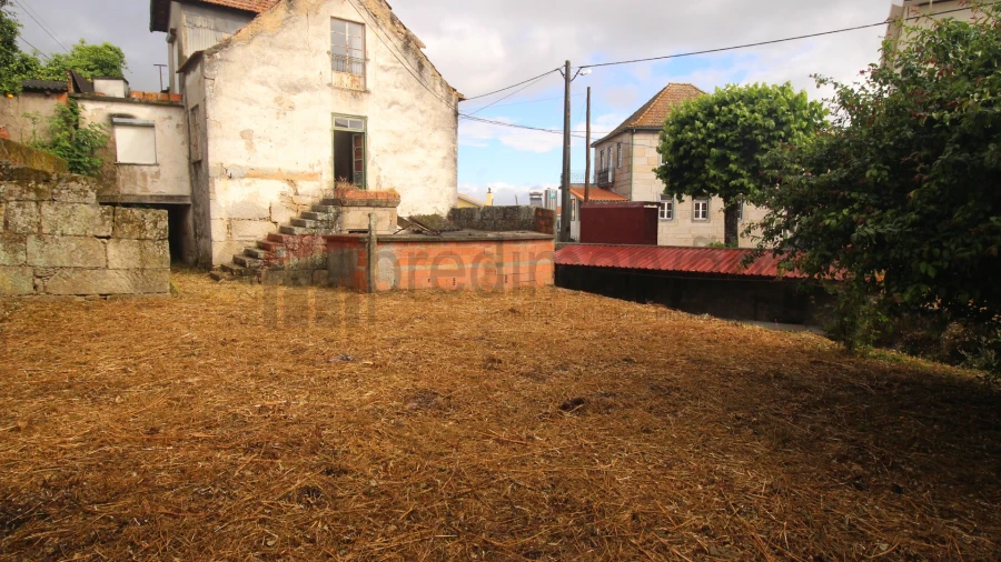 Moradia T3 para Venda em Vila Nova de Tazem Foto 5