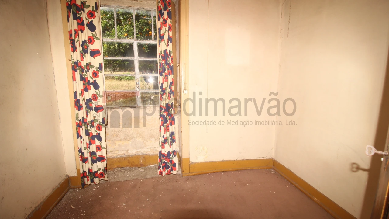 Moradia T3 para Venda em Vila Nova de Tazem Foto 9