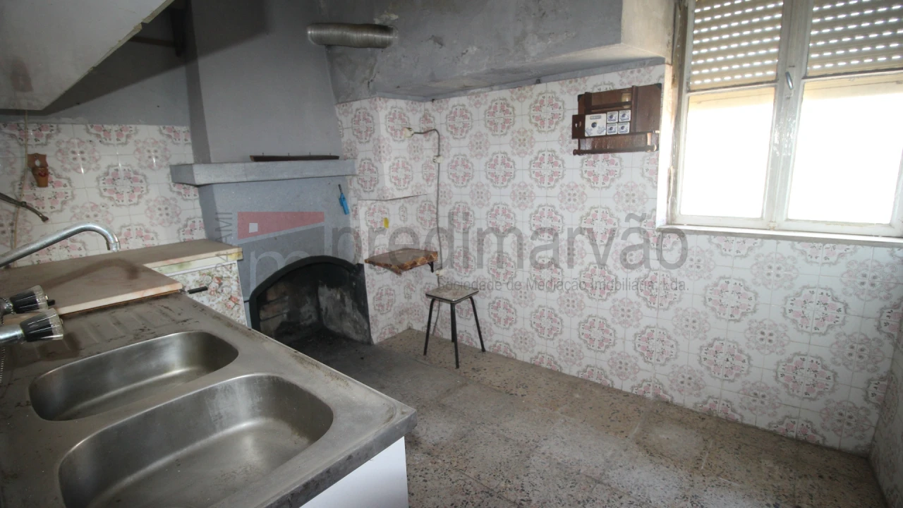 Moradia T5 para Venda em Carrapichana Foto 9