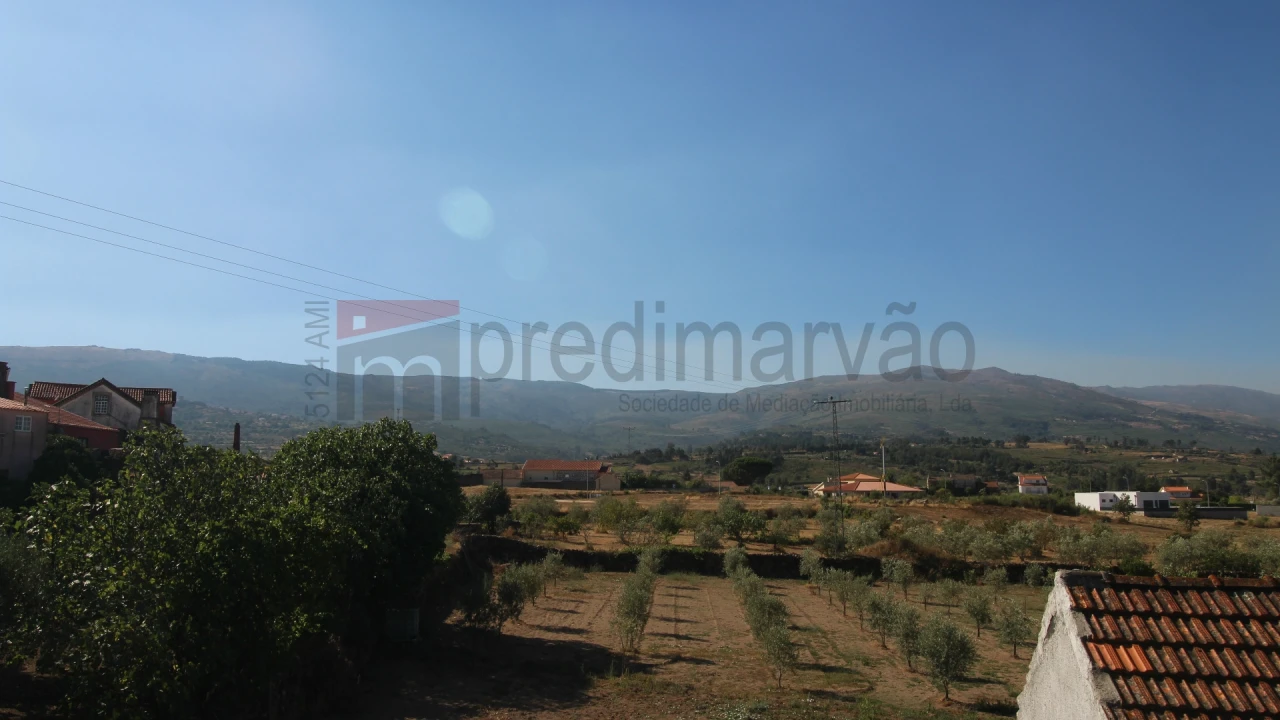 Moradia T5 para Venda em Carrapichana Foto 2