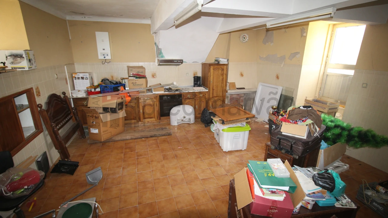 Moradia T5 para Venda em Carrapichana Foto 5