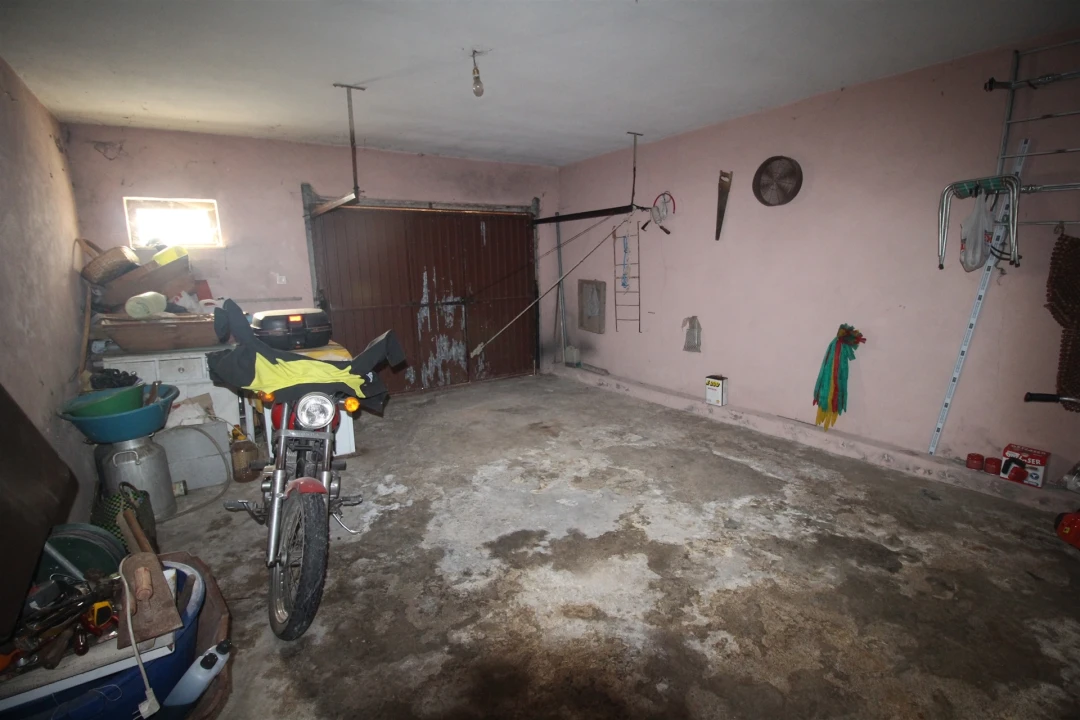 Moradia T4 para Venda em Nespereira Foto 24