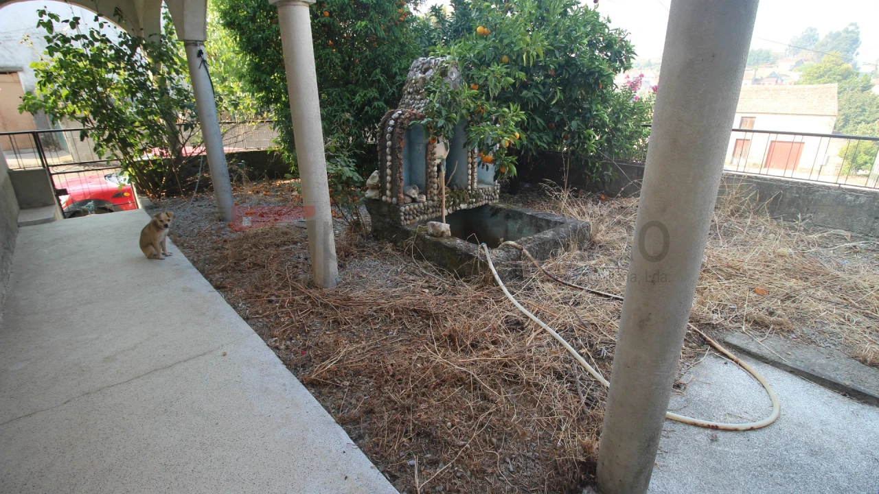 Moradia T4 para Venda em Nespereira Foto 10