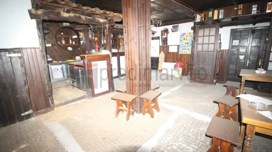 Moradia T4 para Venda em Linhares Foto 4