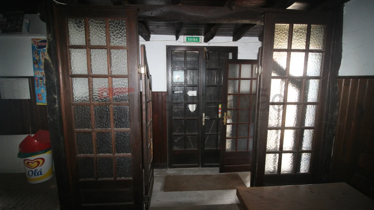 Moradia T4 para Venda em Linhares Foto 5