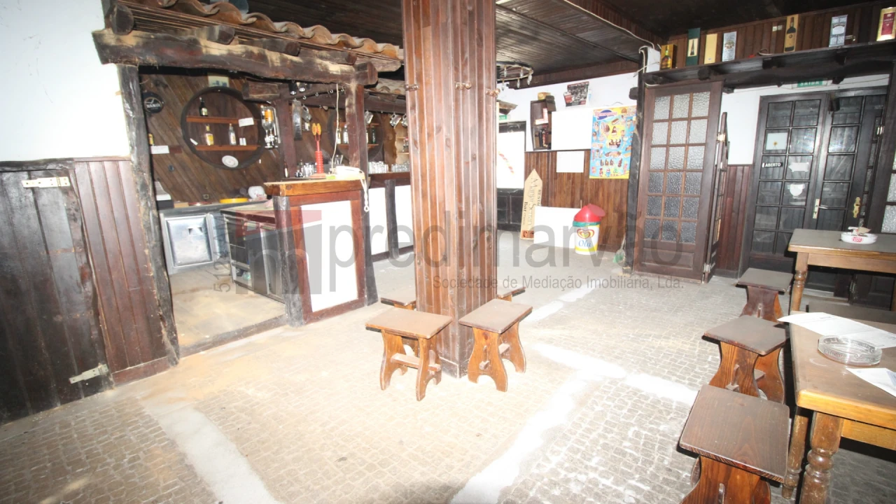 Moradia T4 para Venda em Linhares Foto 4