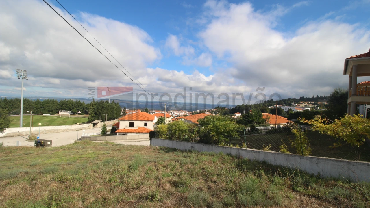 Terreno para Venda em Gouveia (São Pedro e São Julião) Foto 4