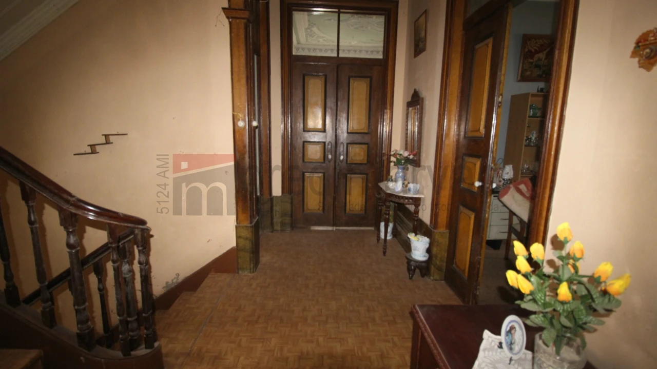 Moradia T6 para Venda em Vila Nova de Tazem Foto 12