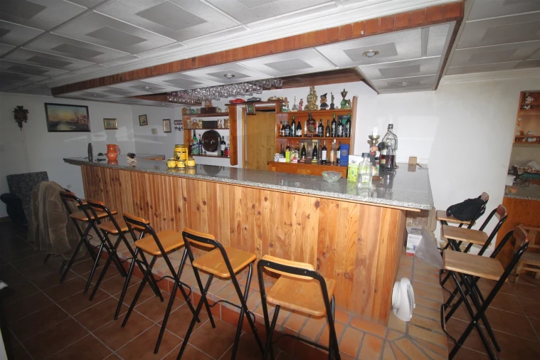 Moradia T5 para Venda em São Paio Foto 8