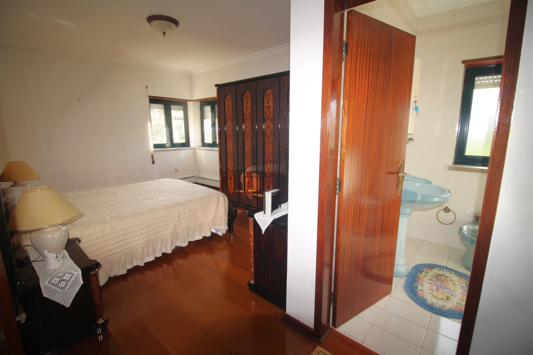 Moradia T5 para Venda em São Paio Foto 9