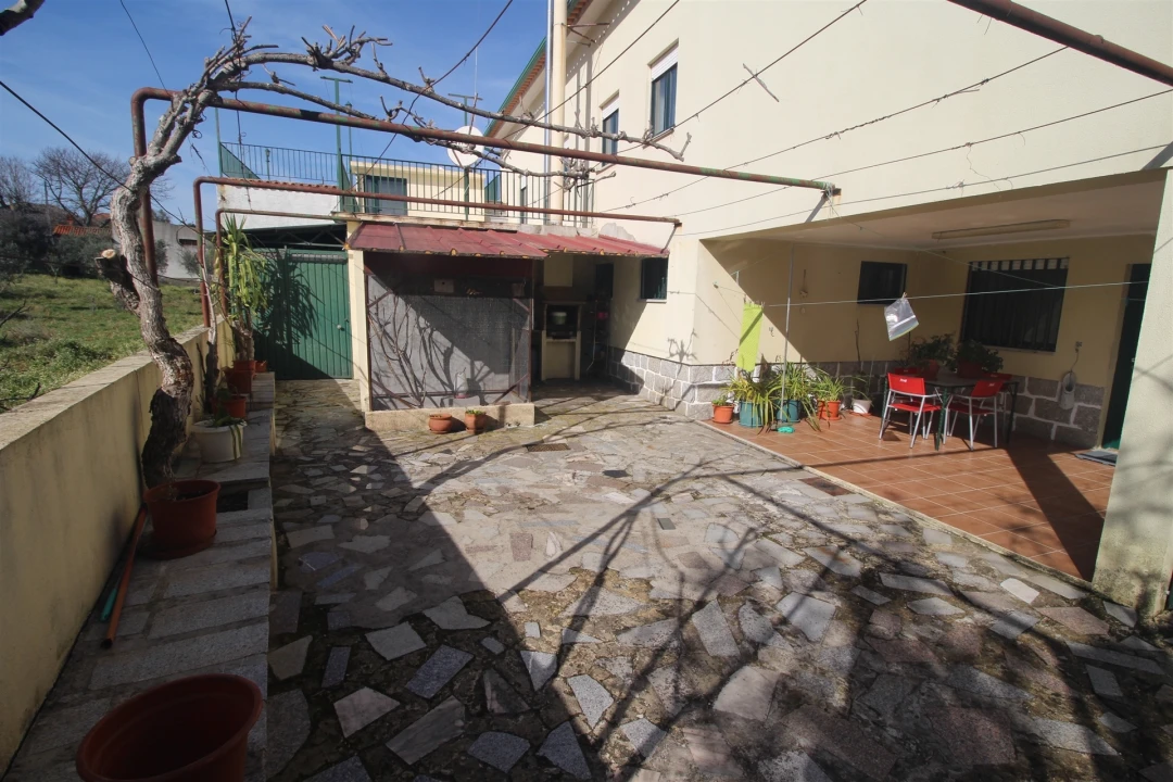 Moradia T5 para Venda em São Paio Foto 4