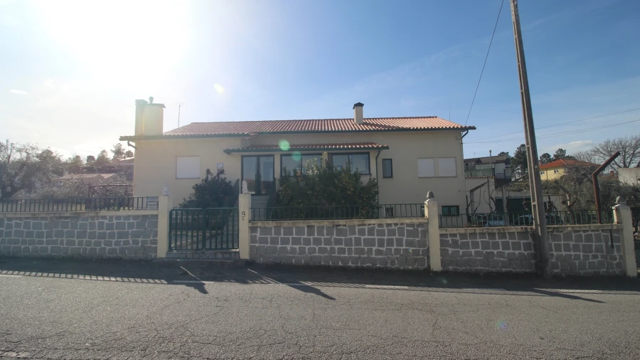 Moradia T5 para Venda em São Paio